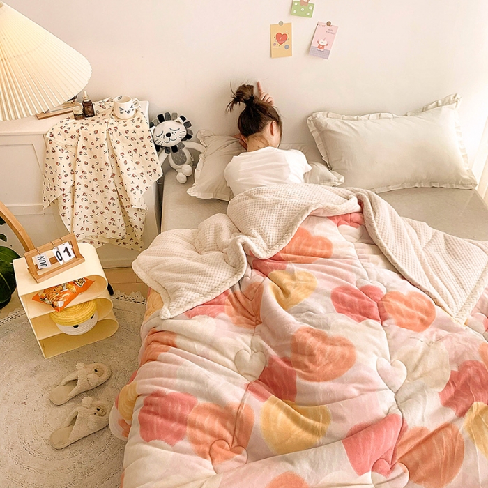 91家纺网 家纺一手货源 找家纺 慕尚家纺2022新款牛奶绒贝贝绒三层加厚毛毯加厚毯-桃桃