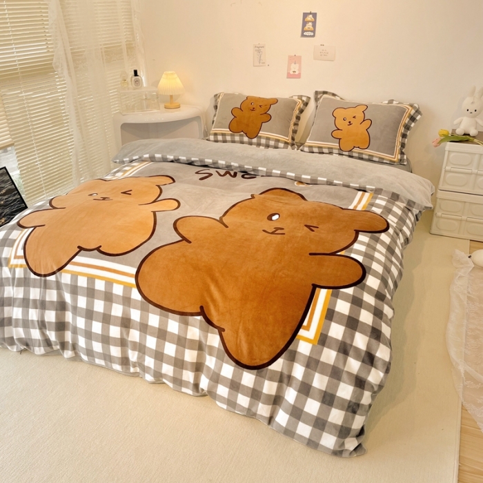 91家纺网 家纺一手货源 找家纺 慕尚 2022新款北欧牛奶绒大版四件套实拍图暖光 好朋友