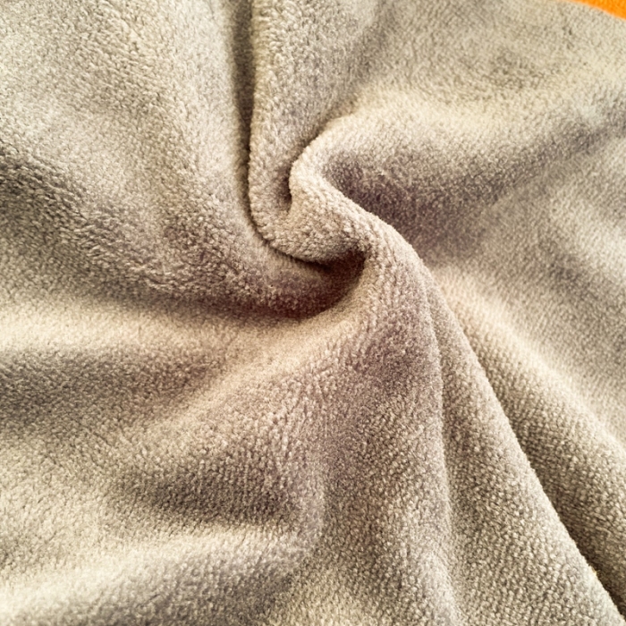 91家纺网 家纺一手货源 找家纺 慕尚 2022新款北欧牛奶绒大版四件套实拍图暖光 奶糖兔