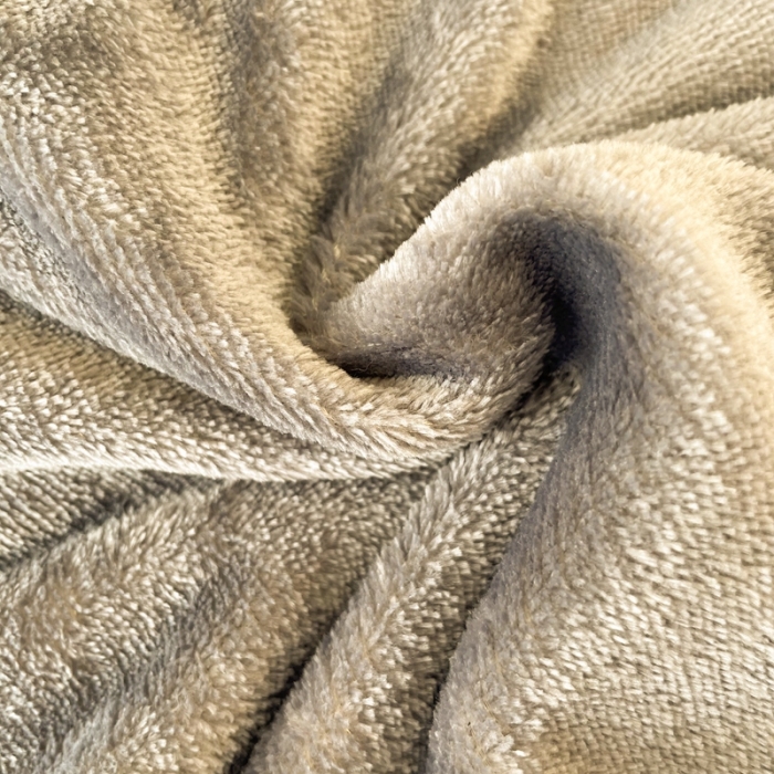 91家纺网 家纺一手货源 找家纺 慕尚 2022新款北欧牛奶绒大版四件套实拍图暖光 绅士狗