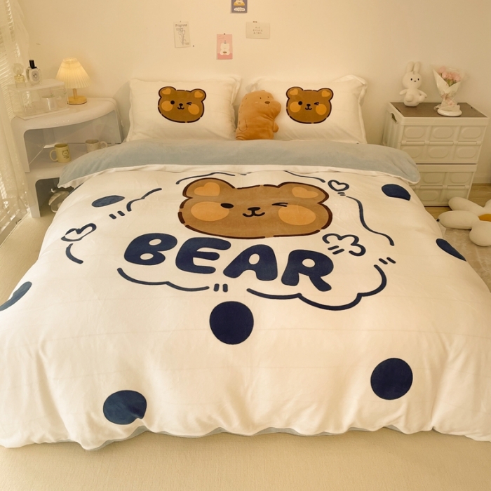 91家纺网 家纺一手货源 找家纺 慕尚 2022新款北欧牛奶绒大版四件套实拍图暖光 洋气熊