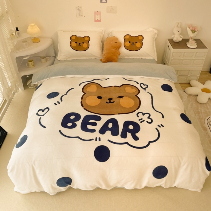 91家纺网 家纺一手货源 找家纺 慕尚 2022新款北欧牛奶绒大版四件套实拍图暖光 洋气熊