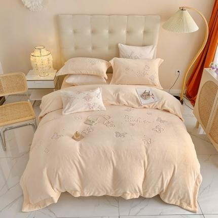 91家纺网 家纺一手货源 找家纺 星尚 2021新款A类进口牛奶绒加厚水晶绒绣花四件套 蝴蝶仙子-奶杏