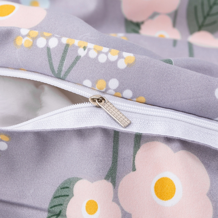 91家纺网 家纺一手货源 找家纺 佑佳家纺 2024新款磨毛印花植物羊绒单被套 漫漫幽香-优雅灰