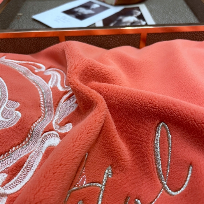 91家纺网 家纺一手货源 找家纺 榻尚家居 2021新款柔暖绒四件套茱莉系列 茱莉桔