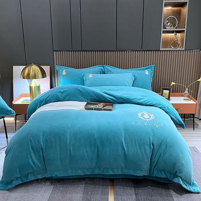 91家纺网 家纺一手货源 找家纺 榻尚家居 2021新款柔暖绒四件套茱莉系列 茱莉蓝