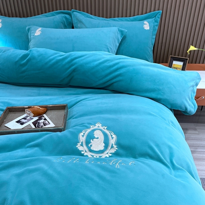 91家纺网 家纺一手货源 找家纺 榻尚家居 2021新款柔暖绒四件套茱莉系列 茱莉蓝