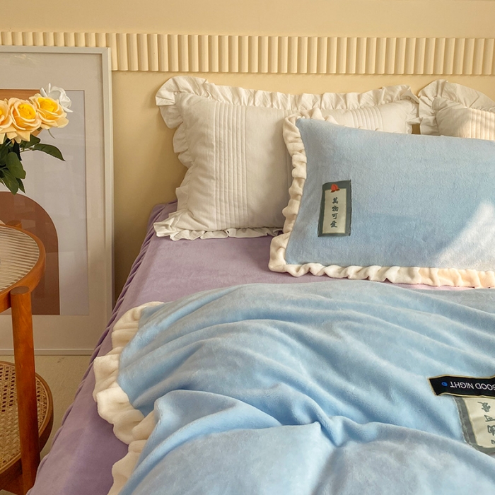 91家纺网 家纺一手货源 找家纺 安哆啦2021纯色拼色撞色新款床裙牛奶绒四件套糖果色-清水蓝