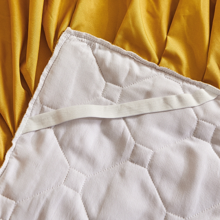 91家纺网 家纺一手货源 找家纺 艾裙海 2025新款床裙款全夹棉四件套 姜黄