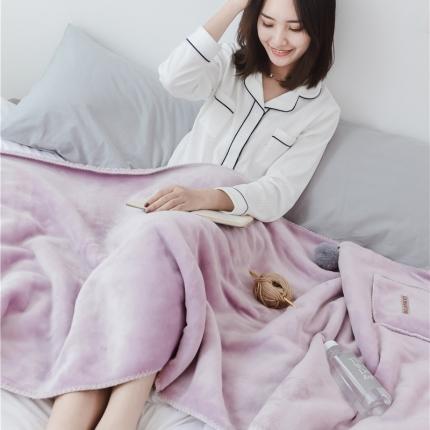 91家纺网 家纺一手货源 找家纺 静家居 2024直播多功能懒人毯墨绿