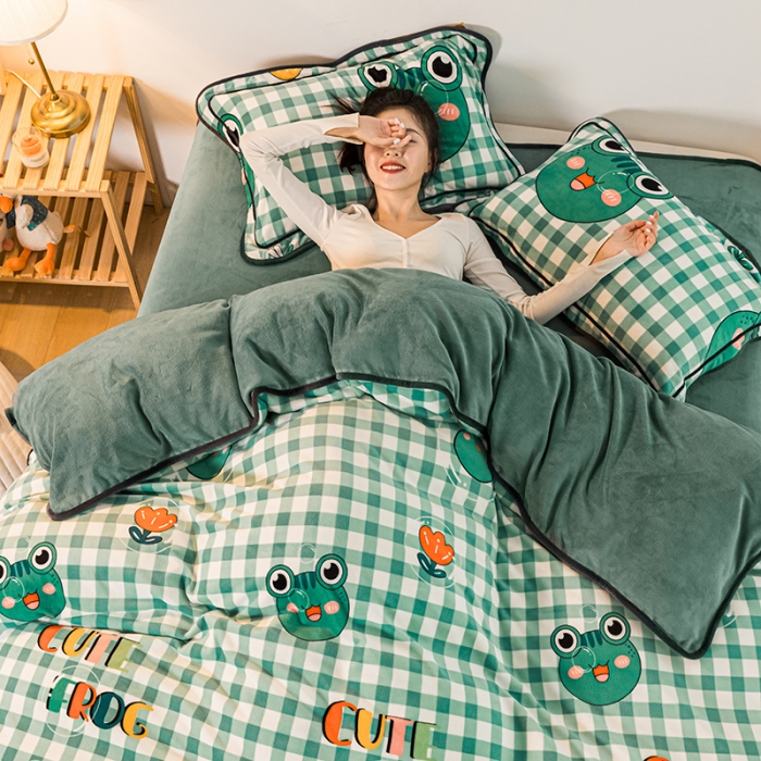 91家纺网 家纺一手货源 找家纺 （总）琪格格2022新款工艺款牛奶绒小包边四件套