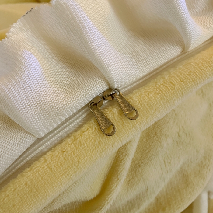 91家纺网 家纺一手货源 找家纺 千朵 2021新款法莱绒加厚牛奶绒四件套 米月黄