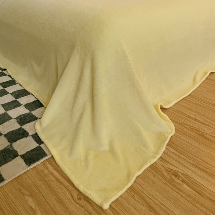 91家纺网 家纺一手货源 找家纺 千朵 2021新款法莱绒加厚牛奶绒四件套 米月黄