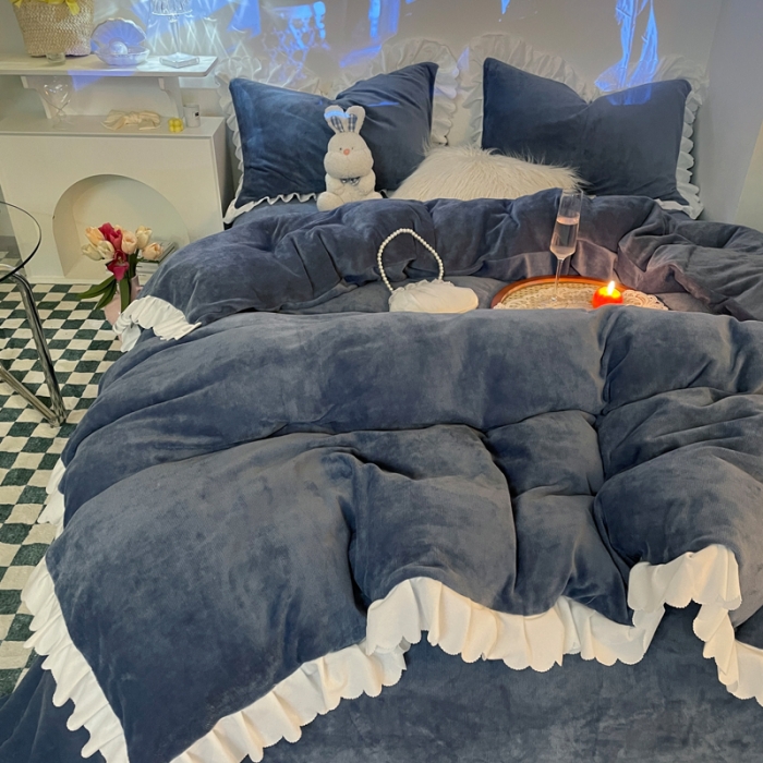 91家纺网 家纺一手货源 找家纺 千朵 2021新款法莱绒加厚牛奶绒四件套 月光蓝