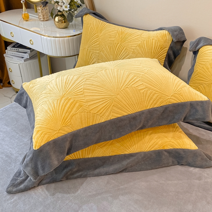 91家纺网 家纺一手货源 找家纺 （总）吾秀  银杏雕花四件套 牛奶绒四件套法莱绒四件套