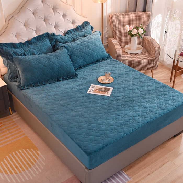 91家纺网 家纺一手货源 找家纺 （总）甜之梦 2025新款牛奶绒夹棉防滑纯色床笠