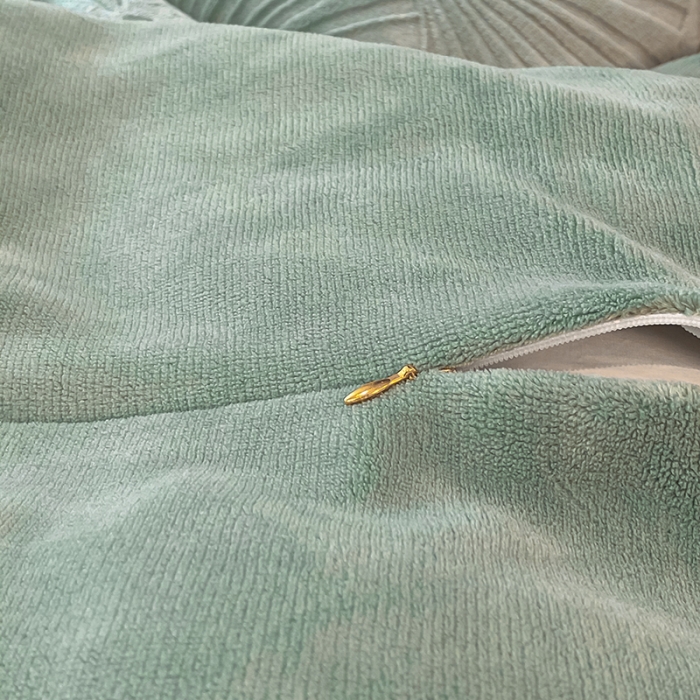 91家纺网 家纺一手货源 找家纺 吾秀 2021秋冬新款银杏雕花绒四件套 杏叶绿