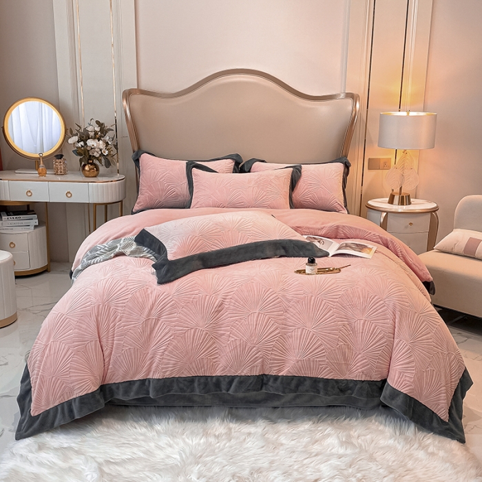 91家纺网 家纺一手货源 找家纺 吾秀 2021秋冬新款银杏雕花绒四件套 杏叶玉