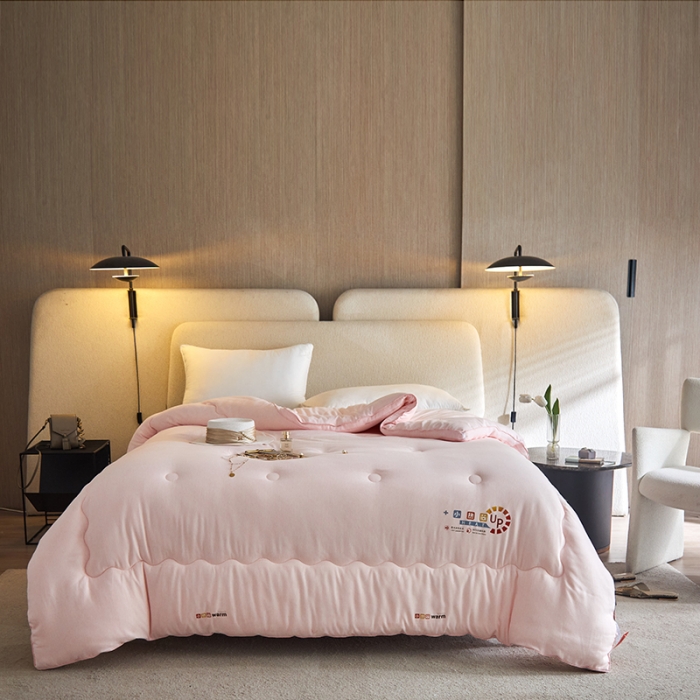 91家纺网 家纺一手货源 找家纺 芯恋2025新款小热芯发热功能立体20%大豆纤维被芯冬被 玉