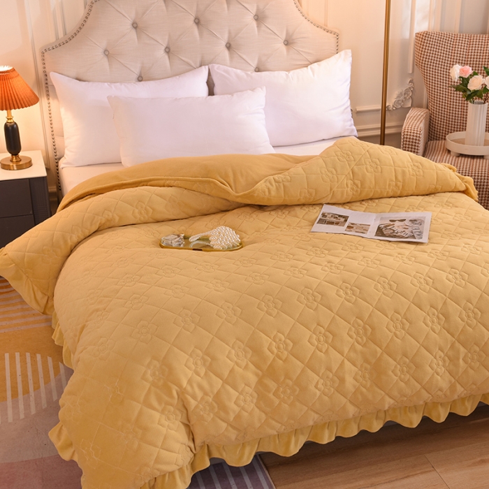 91家纺网 家纺一手货源 找家纺 甜之梦 2025新款牛奶绒夹棉纯色单被套 嫩黄