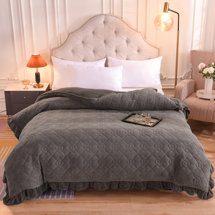 91家纺网 家纺一手货源 找家纺 甜之梦 2025新款牛奶绒夹棉纯色单被套 深灰