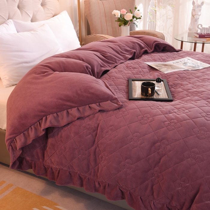 91家纺网 家纺一手货源 找家纺 甜之梦 2025新款牛奶绒夹棉纯色单被套 紫豆沙