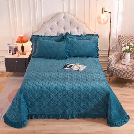 91家纺网 家纺一手货源 找家纺 甜之梦 2025新款纯色全棉夹棉防滑花边款床盖 宝石蓝