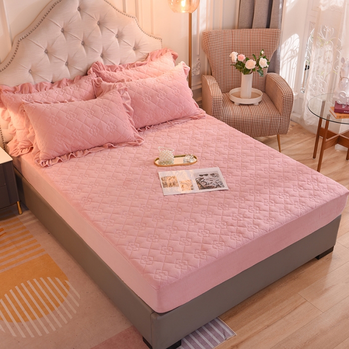 91家纺网 家纺一手货源 找家纺 甜之梦 2025新款牛奶绒夹棉防滑纯色床笠 淡粉