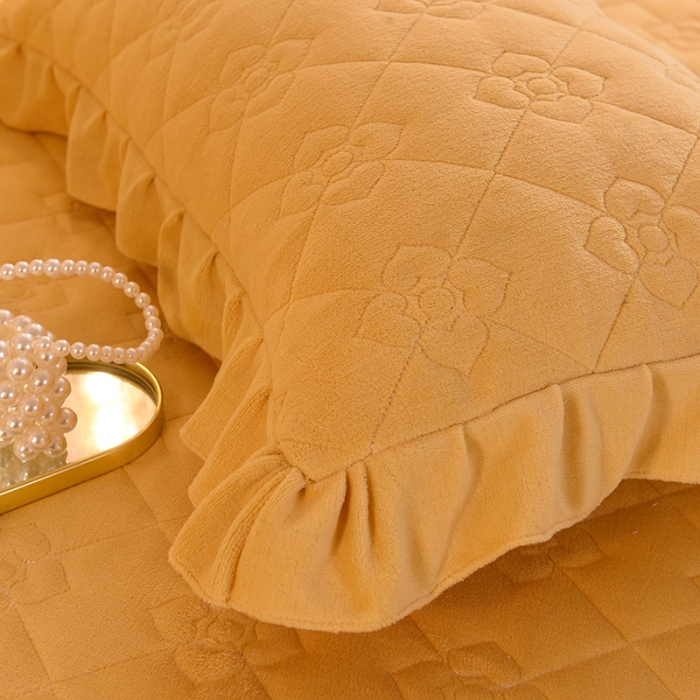 91家纺网 家纺一手货源 找家纺 甜之梦 2025新款牛奶绒夹棉纯色枕套48*74cm 嫩黄