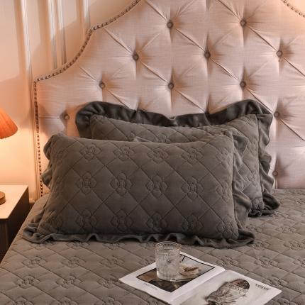 91家纺网 家纺一手货源 找家纺 甜之梦 2025新款牛奶绒夹棉纯色枕套48*74cm 深灰