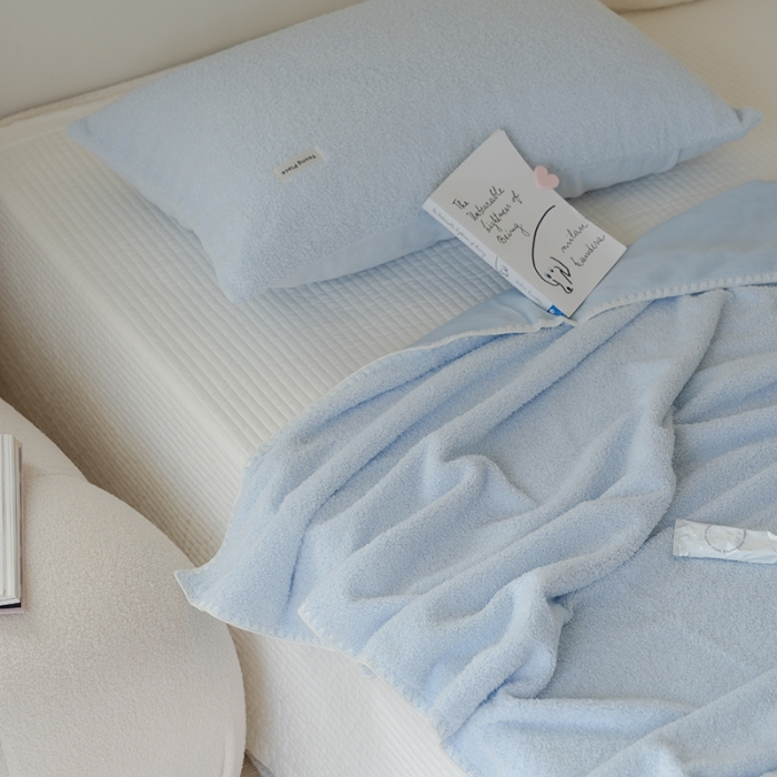 91家纺网 家纺一手货源 找家纺 洋铭区 2021新款芝士系列毯子 芝士兰1