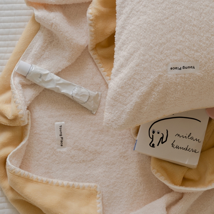 91家纺网 家纺一手货源 找家纺 洋铭区 2021新款芝士系列毯子 芝士米1