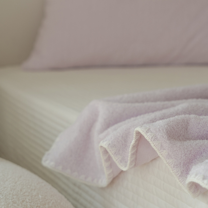 91家纺网 家纺一手货源 找家纺 洋铭区 2021新款芝士系列毯子 芝士紫1