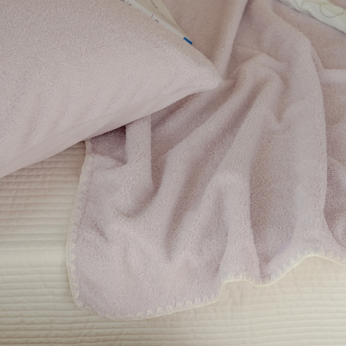 91家纺网 家纺一手货源 找家纺 洋铭区 2021新款芝士系列毯子 芝士紫1