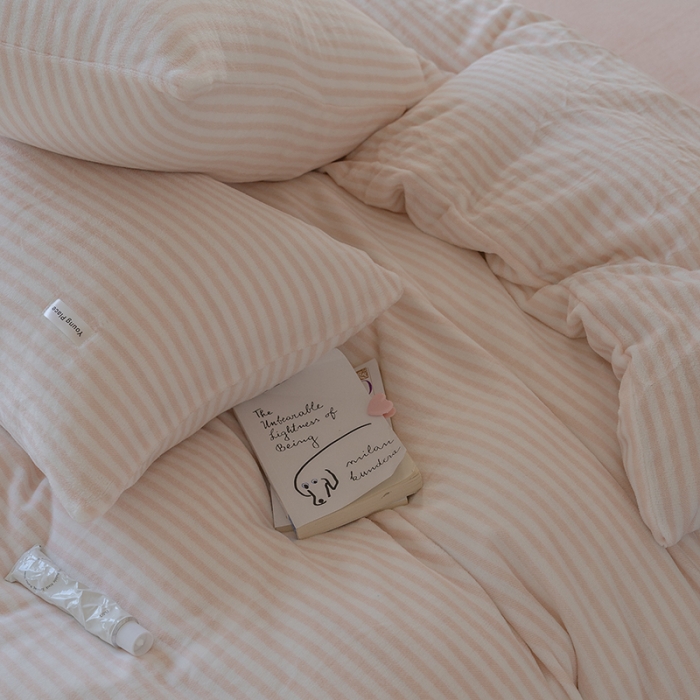 91家纺网 家纺一手货源 找家纺 洋铭区 2021新款ab版牛奶绒布丁绒四件套 布丁粉