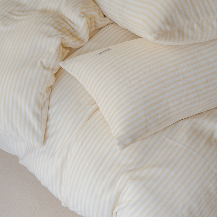 91家纺网 家纺一手货源 找家纺 洋铭区 2021新款ab版牛奶绒布丁绒四件套 布丁黄