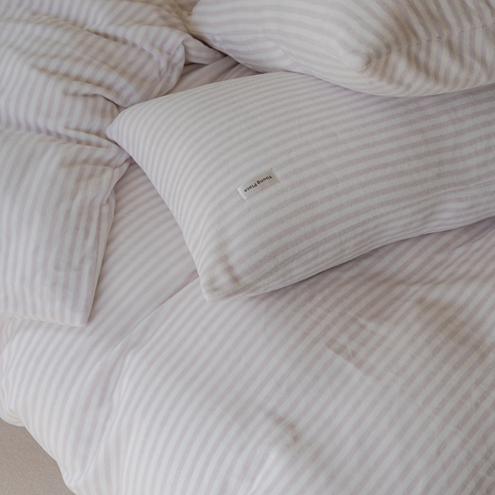 91家纺网 家纺一手货源 找家纺 洋铭区 2021新款ab版牛奶绒布丁绒四件套 布丁紫