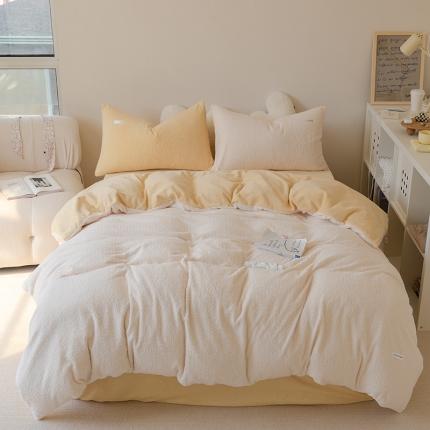 91家纺网 家纺一手货源 找家纺 洋铭区 2021新款ab版牛奶绒软糖绒四件套 麦芽米