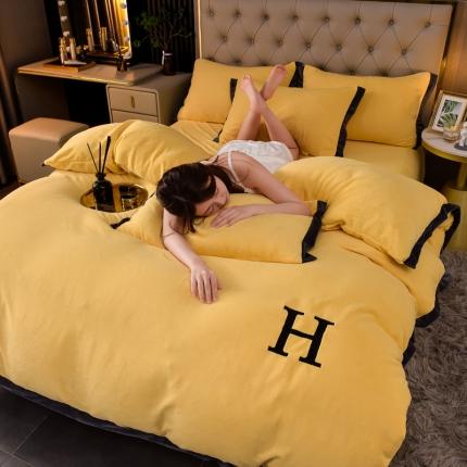 简爱家纺2025款高克重牛奶绒拼角工艺四件套 H款-鹅黄