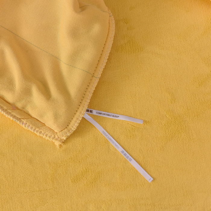 91家纺网 家纺一手货源 找家纺 简爱家纺2025款高克重牛奶绒拼角工艺四件套 H款-鹅黄