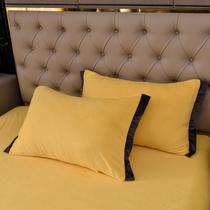 91家纺网 家纺一手货源 找家纺 简爱家纺2025款高克重牛奶绒拼角工艺四件套 H款-鹅黄