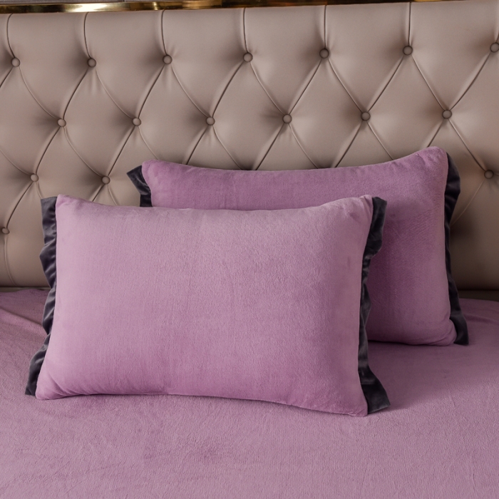 91家纺网 家纺一手货源 找家纺 简爱家纺2025款高克重牛奶绒拼角工艺四件套 H款-浅紫