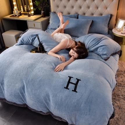 简爱家纺2025款高克重牛奶绒拼角工艺四件套 H款-天蓝