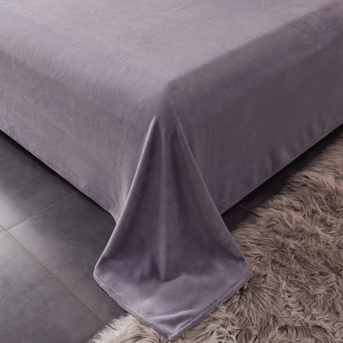 91家纺网 家纺一手货源 找家纺 简爱家纺2025款高克重牛奶绒拼角工艺四件套 H款-烟熏灰