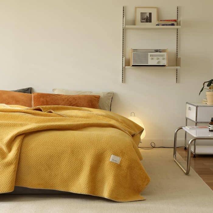 91家纺网 家纺一手货源 找家纺 （总）爆款 加厚牛奶绒夹棉毛毯夹棉毯 星星毯