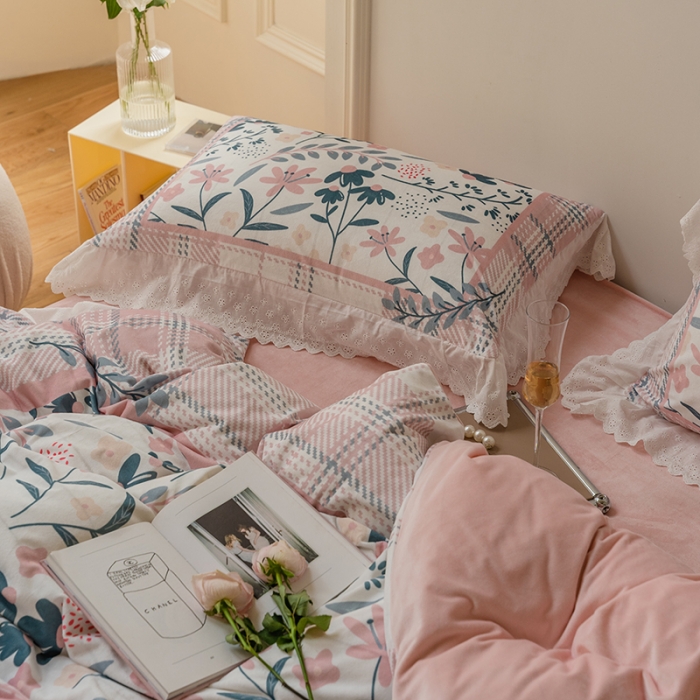 91家纺网 家纺一手货源 找家纺 （总）圆岛家纺新款冬季森系新款高档婴儿绒花边款加厚四件套