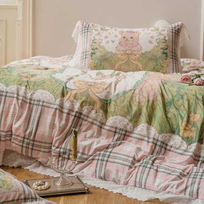 91家纺网 家纺一手货源 找家纺 圆岛家纺新款冬季森系新款高档婴儿绒花边款加厚四件套 仙境森林