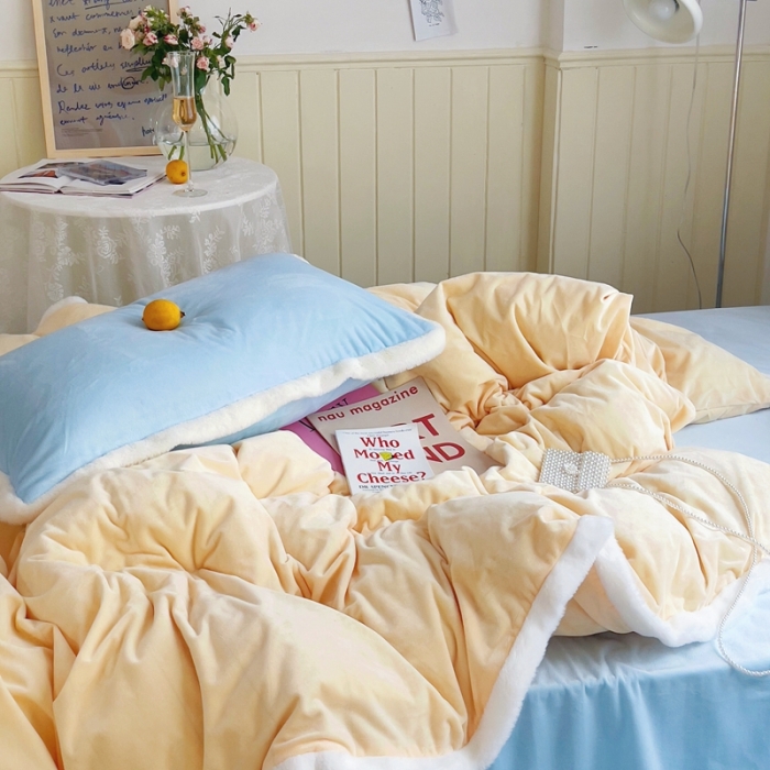 91家纺网 家纺一手货源 找家纺 圆岛家新品纺撞色混搭马卡龙ins慢热风冬款暖绒四件套 柠檬黄-枕套橘拼绿＋床单天空蓝