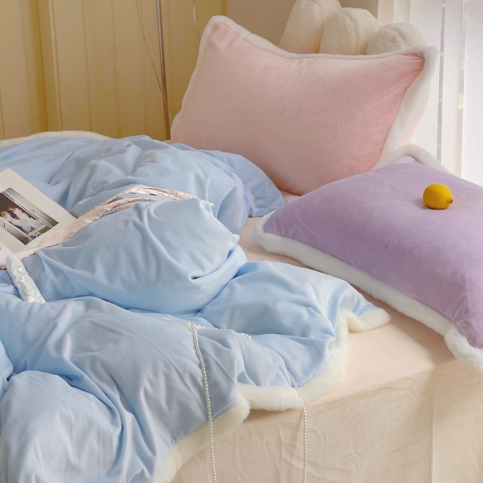 91家纺网 家纺一手货源 找家纺 圆岛家新品纺撞色混搭马卡龙ins慢热风冬款暖绒四件套 天空蓝-枕套紫拼粉＋床单香槟橙