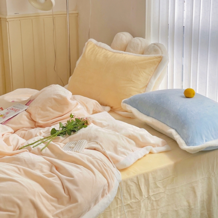 91家纺网 家纺一手货源 找家纺 圆岛家新品纺撞色混搭马卡龙ins慢热风冬款暖绒四件套 香槟橙-枕套黄拼蓝＋床单柠檬黄